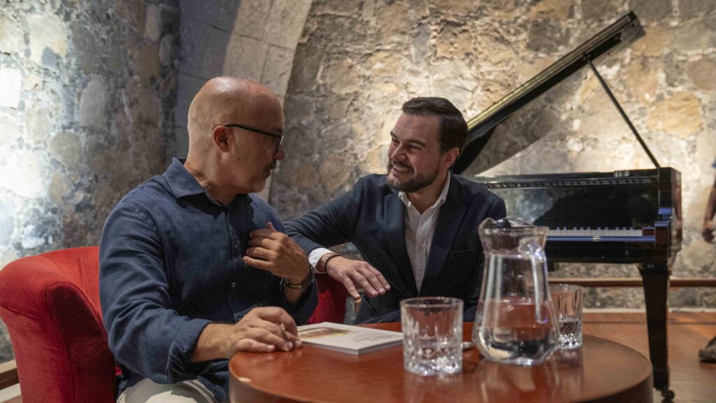 Presentación del libro El oficio de enseñar piano en el Castillo de San Felipe